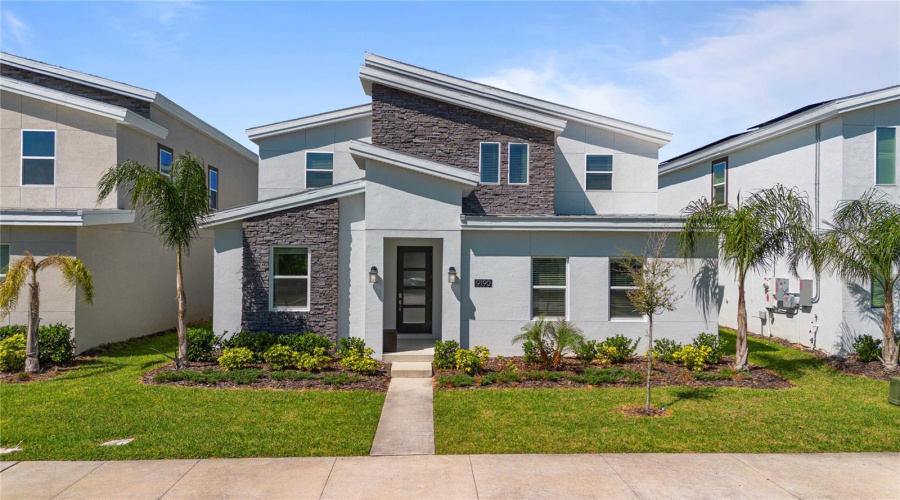 DAVENPORT, Florida 33896, 7 Bedrooms Bedrooms, ,5 BathroomsBathrooms,Residential,For Sale,SOMMERSET HILLS,0,MFRS5137682