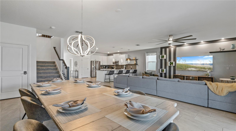 DAVENPORT, Florida 33896, 7 Bedrooms Bedrooms, ,5 BathroomsBathrooms,Residential,For Sale,SOMMERSET HILLS,0,MFRS5137682