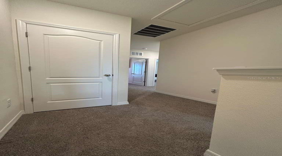 DAVENPORT, Florida 33837, 3 Bedrooms Bedrooms, ,2 BathroomsBathrooms,Residential,For Sale,PLANK,0,MFRO6356963