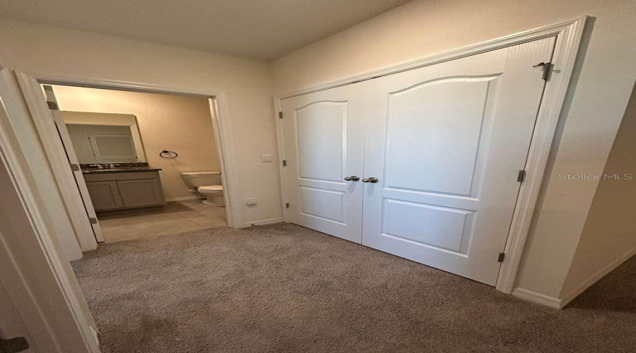 DAVENPORT, Florida 33837, 3 Bedrooms Bedrooms, ,2 BathroomsBathrooms,Residential,For Sale,PLANK,0,MFRO6356963