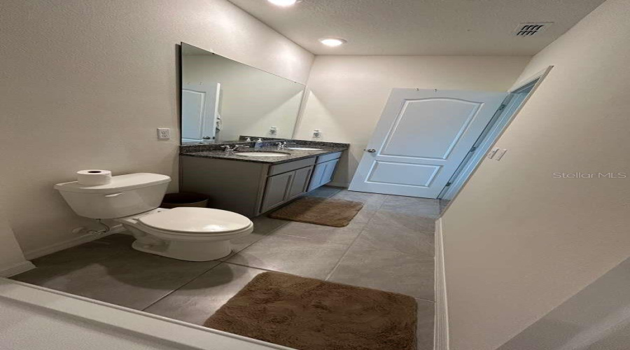 DAVENPORT, Florida 33837, 3 Bedrooms Bedrooms, ,2 BathroomsBathrooms,Residential,For Sale,PLANK,0,MFRO6356963