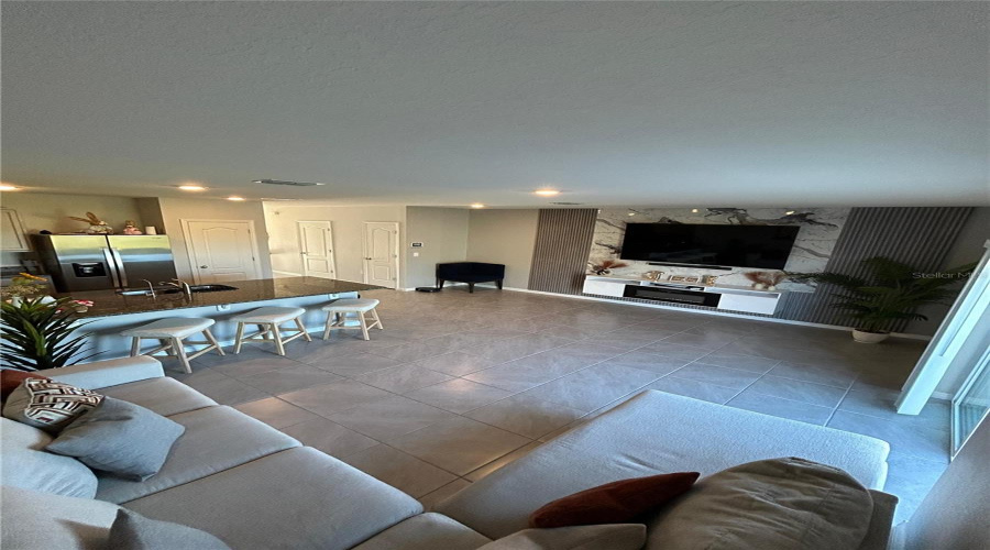 DAVENPORT, Florida 33837, 3 Bedrooms Bedrooms, ,2 BathroomsBathrooms,Residential,For Sale,PLANK,0,MFRO6356963