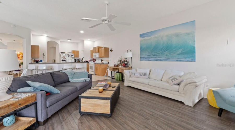 DAVENPORT, Florida 33897, 4 Bedrooms Bedrooms, ,4 BathroomsBathrooms,Residential,For Sale,TUSCAN HILLS,0,MFRTB8443663