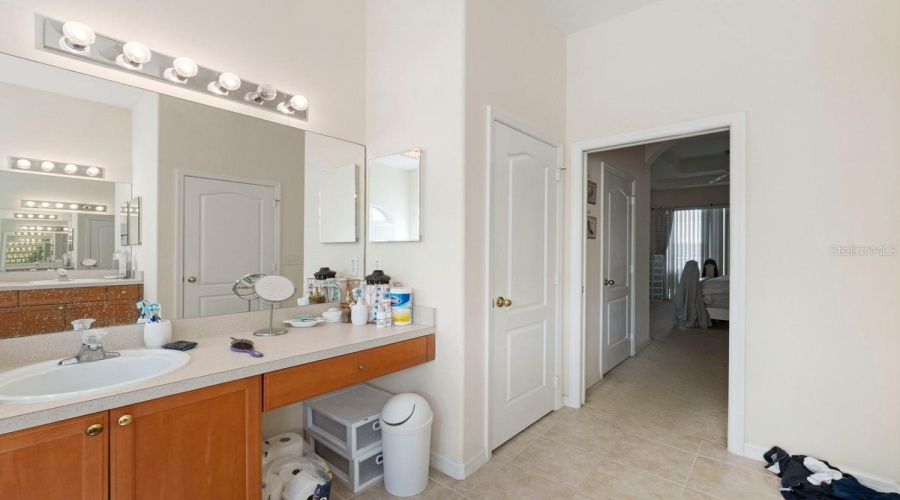 DAVENPORT, Florida 33897, 4 Bedrooms Bedrooms, ,4 BathroomsBathrooms,Residential,For Sale,TUSCAN HILLS,0,MFRTB8443663