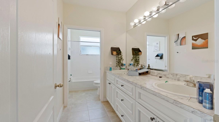 DAVENPORT, Florida 33897, 4 Bedrooms Bedrooms, ,4 BathroomsBathrooms,Residential,For Sale,TUSCAN HILLS,0,MFRTB8443663