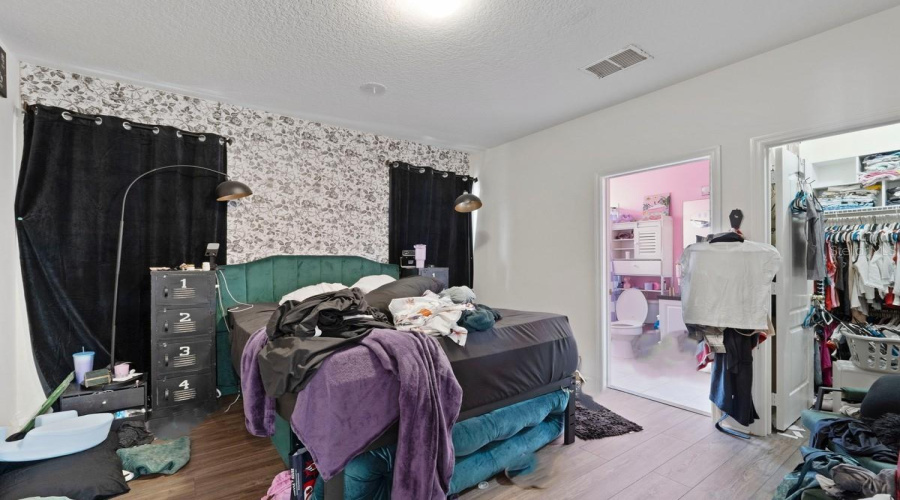 DAVENPORT, Florida 33897, 4 Bedrooms Bedrooms, ,4 BathroomsBathrooms,Residential,For Sale,TUSCAN HILLS,0,MFRTB8443663