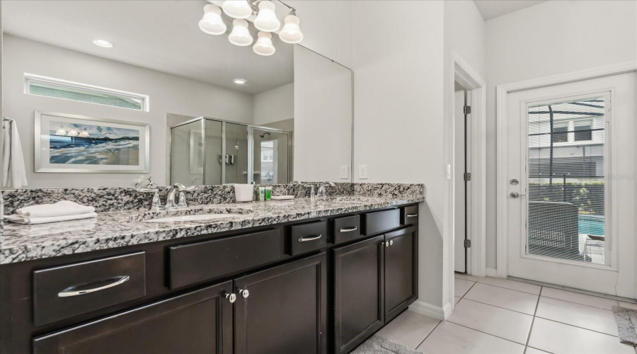 KISSIMMEE, Florida 34747, 6 Bedrooms Bedrooms, ,4 BathroomsBathrooms,Residential,For Sale,PRAGUE,0,MFRO6356954