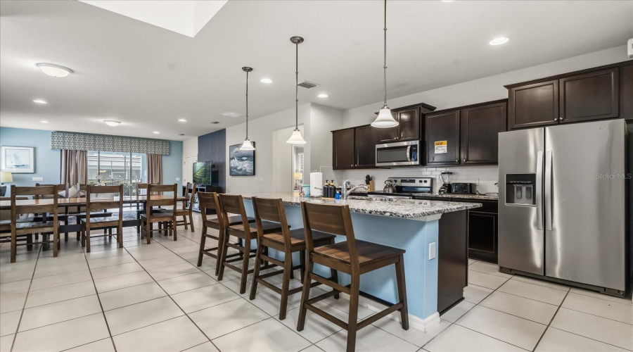 KISSIMMEE, Florida 34747, 6 Bedrooms Bedrooms, ,4 BathroomsBathrooms,Residential,For Sale,PRAGUE,0,MFRO6356954