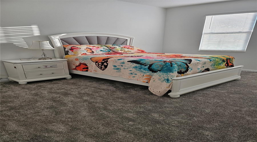 KISSIMMEE, Florida 34746, 4 Bedrooms Bedrooms, ,2 BathroomsBathrooms,Residential,For Sale,PEBBLES THROW,0,MFRR4910150