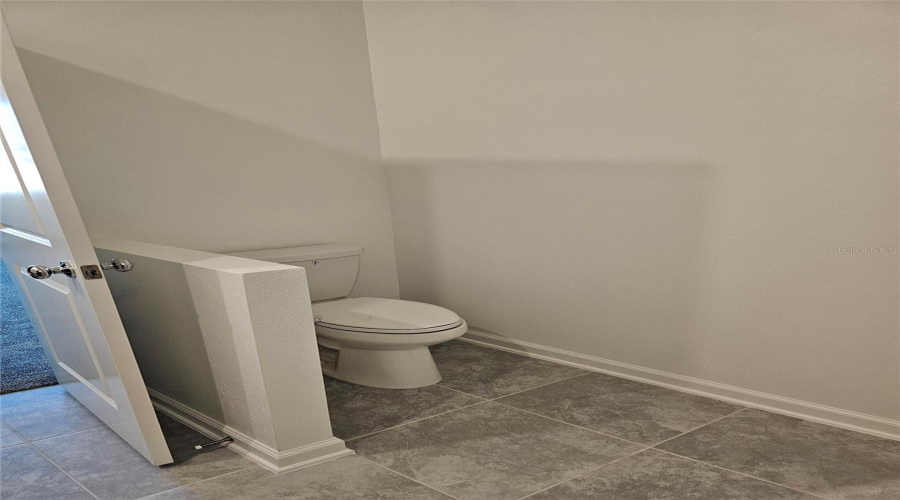 KISSIMMEE, Florida 34746, 4 Bedrooms Bedrooms, ,2 BathroomsBathrooms,Residential,For Sale,PEBBLES THROW,0,MFRR4910150