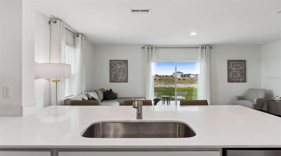 DAVENPORT, Florida 33837, 3 Bedrooms Bedrooms, ,2 BathroomsBathrooms,Residential,For Sale,CANARY,0,MFRO6357028