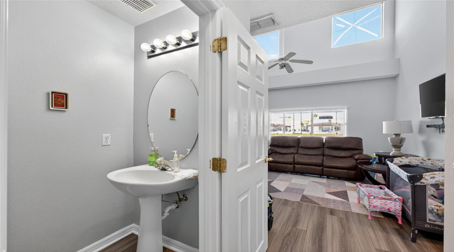 KISSIMMEE, Florida 34746, 5 Bedrooms Bedrooms, ,3 BathroomsBathrooms,Residential,For Sale,CUMBRIAN LAKES CT.,0,MFRO6356985