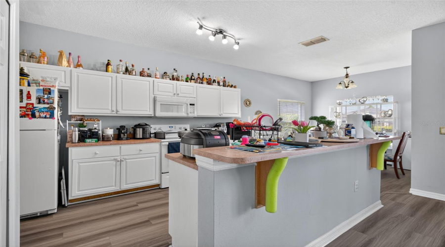 KISSIMMEE, Florida 34746, 5 Bedrooms Bedrooms, ,3 BathroomsBathrooms,Residential,For Sale,CUMBRIAN LAKES CT.,0,MFRO6356985