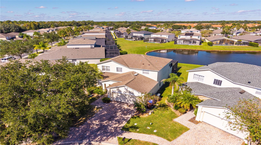 KISSIMMEE, Florida 34746, 5 Bedrooms Bedrooms, ,3 BathroomsBathrooms,Residential,For Sale,CUMBRIAN LAKES CT.,0,MFRO6356985