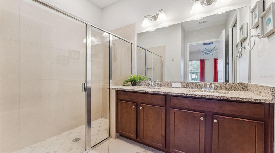 DAVENPORT, Florida 33896, 5 Bedrooms Bedrooms, ,4 BathroomsBathrooms,Residential,For Sale,CAPTIVA,0,MFRO6356945