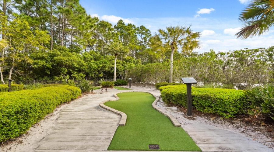 DAVENPORT, Florida 33896, 5 Bedrooms Bedrooms, ,4 BathroomsBathrooms,Residential,For Sale,CAPTIVA,0,MFRO6356945