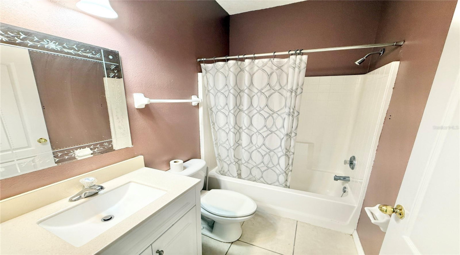 KISSIMMEE, Florida 34746, 3 Bedrooms Bedrooms, ,2 BathroomsBathrooms,Residential,For Sale,CREEKS RUN,0,MFRS5137431