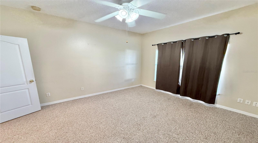 KISSIMMEE, Florida 34746, 3 Bedrooms Bedrooms, ,2 BathroomsBathrooms,Residential,For Sale,CREEKS RUN,0,MFRS5137431