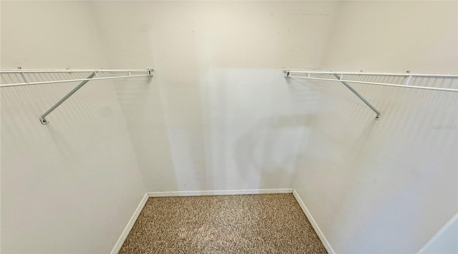 KISSIMMEE, Florida 34746, 3 Bedrooms Bedrooms, ,2 BathroomsBathrooms,Residential,For Sale,CREEKS RUN,0,MFRS5137431