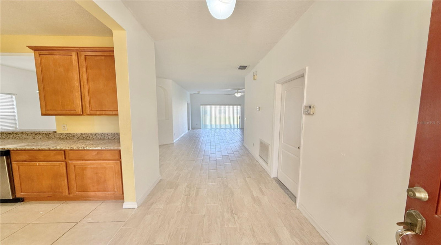 KISSIMMEE, Florida 34746, 3 Bedrooms Bedrooms, ,2 BathroomsBathrooms,Residential,For Sale,CREEKS RUN,0,MFRS5137431