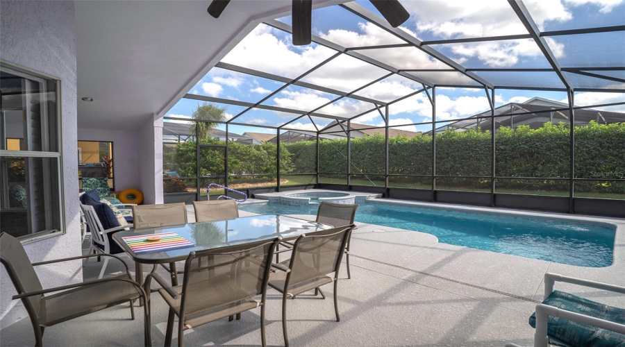 DAVENPORT, Florida 33897, 3 Bedrooms Bedrooms, ,3 BathroomsBathrooms,Residential,For Sale,OLD BRIDGE,0,MFRP4936805