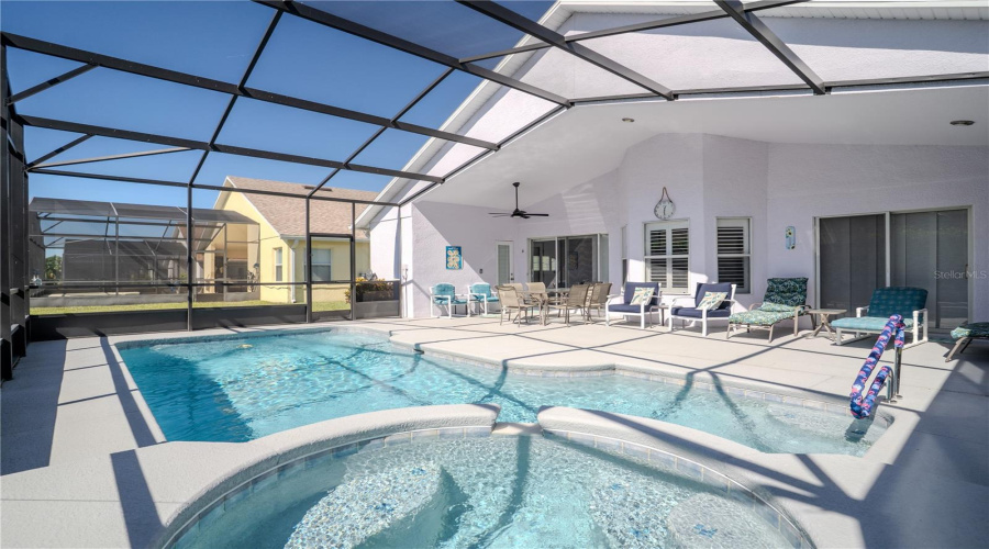 DAVENPORT, Florida 33897, 3 Bedrooms Bedrooms, ,3 BathroomsBathrooms,Residential,For Sale,OLD BRIDGE,0,MFRP4936805