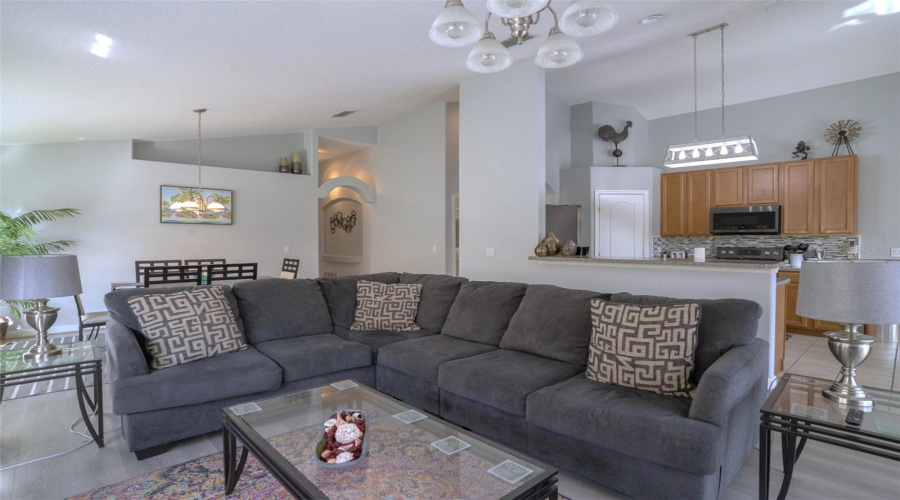 DAVENPORT, Florida 33897, 3 Bedrooms Bedrooms, ,3 BathroomsBathrooms,Residential,For Sale,OLD BRIDGE,0,MFRP4936805