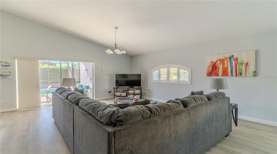 DAVENPORT, Florida 33897, 3 Bedrooms Bedrooms, ,3 BathroomsBathrooms,Residential,For Sale,OLD BRIDGE,0,MFRP4936805