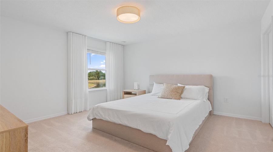 ORLANDO, Florida 32836, 4 Bedrooms Bedrooms, ,4 BathroomsBathrooms,Residential,For Sale,FENTON,0,MFRO6356468