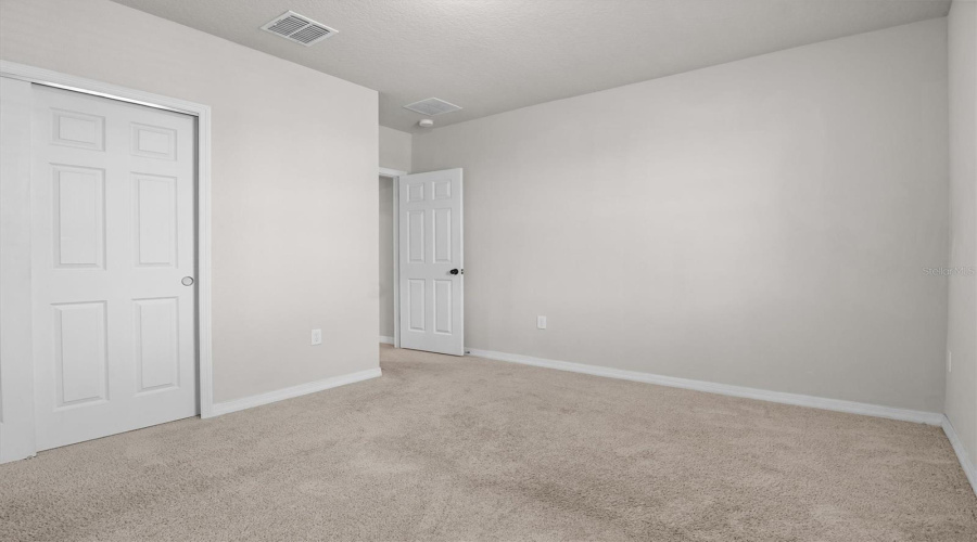 DAVENPORT, Florida 33896, 4 Bedrooms Bedrooms, ,3 BathroomsBathrooms,Residential,For Sale,ALTA VISTA,0,MFRP4936889