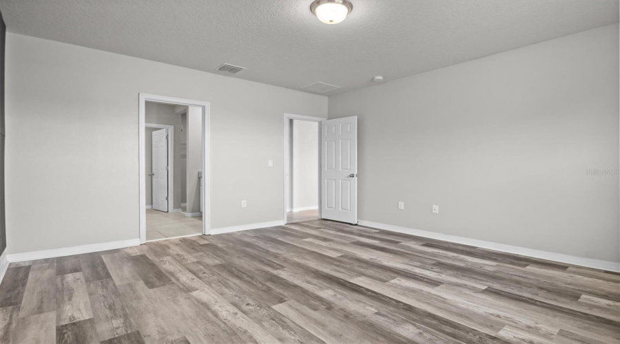 DAVENPORT, Florida 33896, 4 Bedrooms Bedrooms, ,3 BathroomsBathrooms,Residential,For Sale,ALTA VISTA,0,MFRP4936889