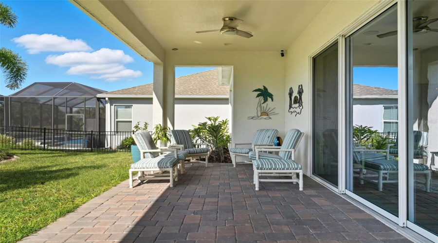 KISSIMMEE, Florida 34747, 3 Bedrooms Bedrooms, ,2 BathroomsBathrooms,Residential,For Sale,FLORA PASS,0,MFRO6356199
