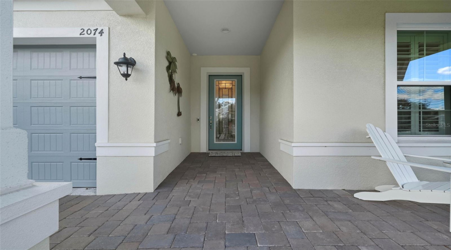 Note there are NO STEPS when walking up to the front door, including walking inside the home.