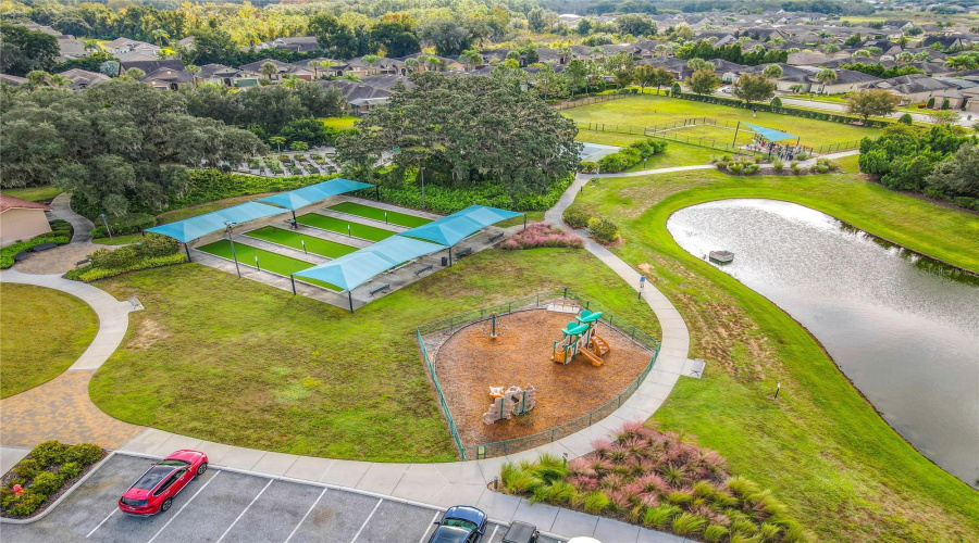 DAVENPORT, Florida 33837, 3 Bedrooms Bedrooms, ,3 BathroomsBathrooms,Residential,For Sale,TOMELLOSO,0,MFRO6336002