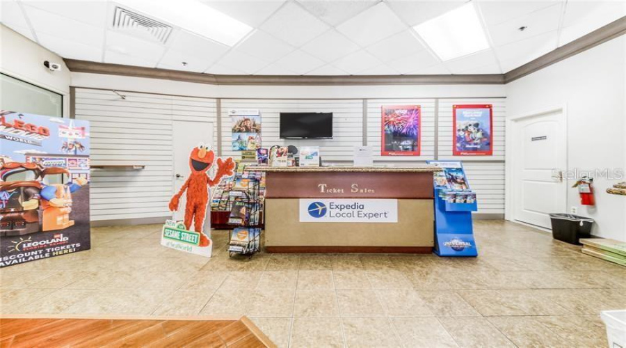 DAVENPORT, Florida 33897, 4 Bedrooms Bedrooms, ,3 BathroomsBathrooms,Residential,For Sale,TERRA LAGO,0,MFRO6357353