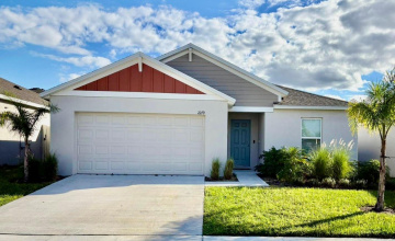 DAVENPORT, Florida 33837, 4 Bedrooms Bedrooms, ,2 BathroomsBathrooms,Residential,For Sale,CANYON OAK,0,MFRO6357214