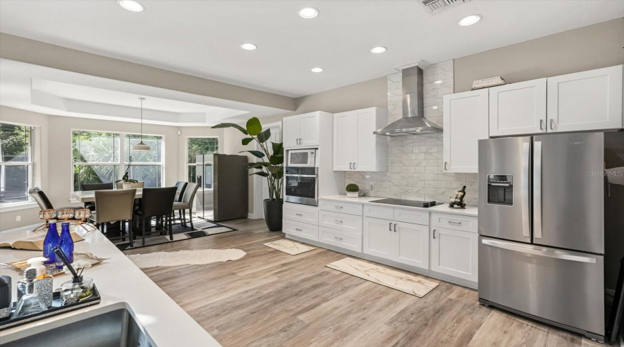 ORLANDO, Florida 32836, 4 Bedrooms Bedrooms, ,3 BathroomsBathrooms,Residential,For Sale,TROUT,0,MFRO6356057