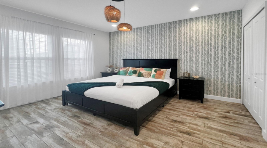 DAVENPORT, Florida 33896, 4 Bedrooms Bedrooms, ,4 BathroomsBathrooms,Residential,For Sale,CAPTIVA,0,MFRO6309514