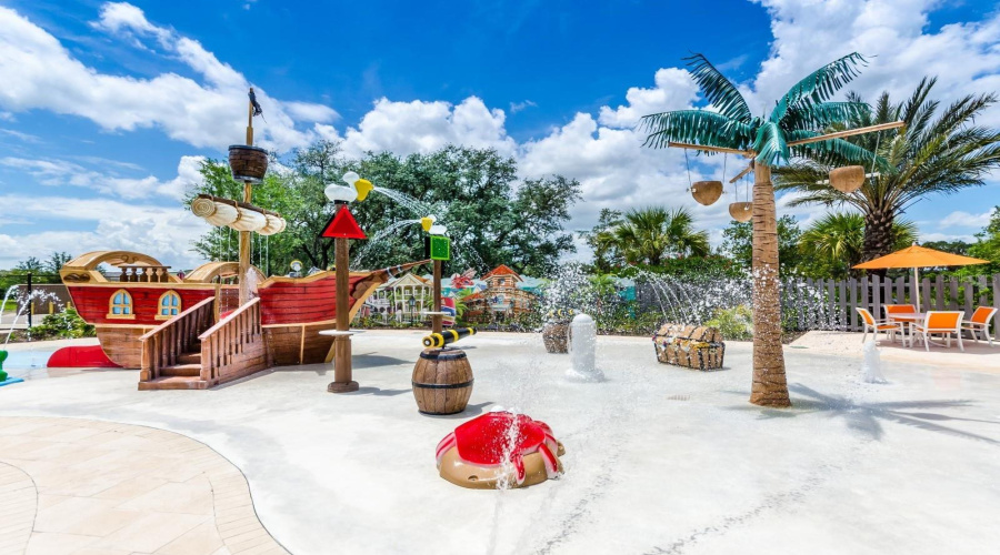 DAVENPORT, Florida 33896, 4 Bedrooms Bedrooms, ,4 BathroomsBathrooms,Residential,For Sale,CAPTIVA,0,MFRO6309514