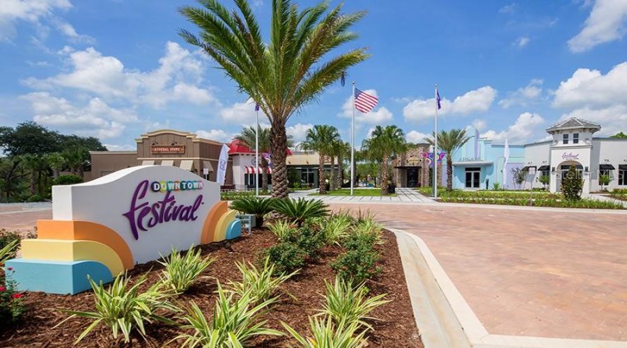 DAVENPORT, Florida 33896, 4 Bedrooms Bedrooms, ,4 BathroomsBathrooms,Residential,For Sale,CAPTIVA,0,MFRO6309514