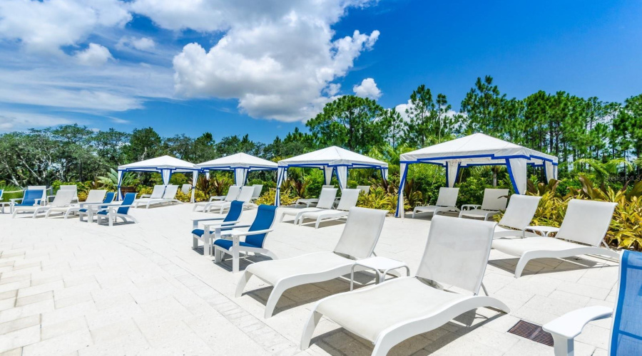 DAVENPORT, Florida 33896, 4 Bedrooms Bedrooms, ,4 BathroomsBathrooms,Residential,For Sale,CAPTIVA,0,MFRO6309514