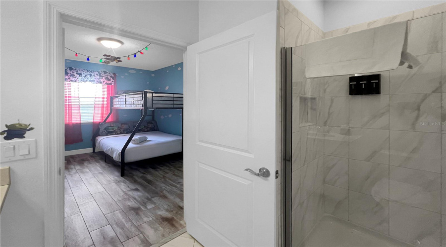 DAVENPORT, Florida 33896, 4 Bedrooms Bedrooms, ,4 BathroomsBathrooms,Residential,For Sale,CAPTIVA,0,MFRO6309514