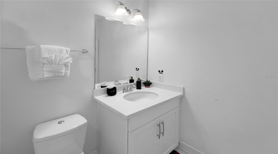 DAVENPORT, Florida 33896, 4 Bedrooms Bedrooms, ,4 BathroomsBathrooms,Residential,For Sale,CAPTIVA,0,MFRO6309514