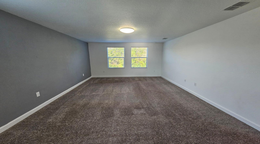 KISSIMMEE, Florida 34746, 4 Bedrooms Bedrooms, ,2 BathroomsBathrooms,Residential,For Sale,BEAVER CREEK,0,MFRO6354492