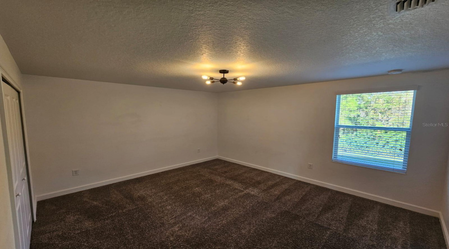 KISSIMMEE, Florida 34746, 4 Bedrooms Bedrooms, ,2 BathroomsBathrooms,Residential,For Sale,BEAVER CREEK,0,MFRO6354492