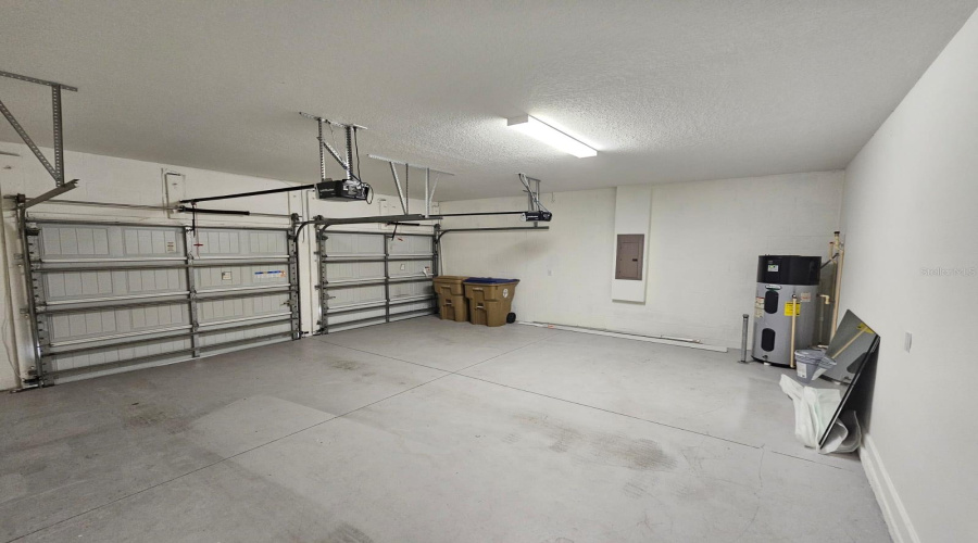 KISSIMMEE, Florida 34746, 4 Bedrooms Bedrooms, ,2 BathroomsBathrooms,Residential,For Sale,BEAVER CREEK,0,MFRO6354492