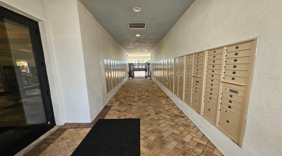 KISSIMMEE, Florida 34746, 4 Bedrooms Bedrooms, ,2 BathroomsBathrooms,Residential,For Sale,BEAVER CREEK,0,MFRO6354492