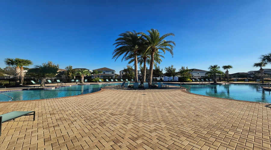 KISSIMMEE, Florida 34746, 4 Bedrooms Bedrooms, ,2 BathroomsBathrooms,Residential,For Sale,BEAVER CREEK,0,MFRO6354492