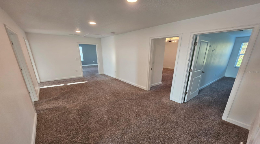 KISSIMMEE, Florida 34746, 4 Bedrooms Bedrooms, ,2 BathroomsBathrooms,Residential,For Sale,BEAVER CREEK,0,MFRO6354492