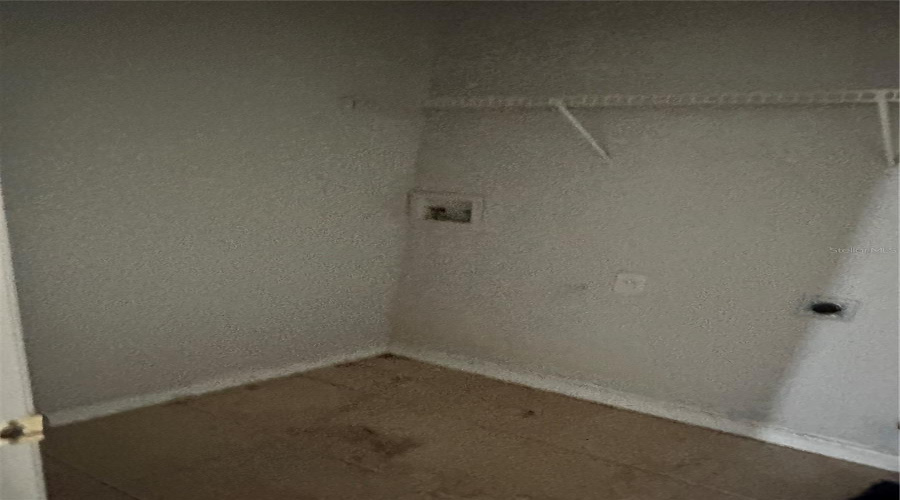 KISSIMMEE, Florida 34746, 4 Bedrooms Bedrooms, ,2 BathroomsBathrooms,Residential,For Sale,HIDDEN MEADOW,0,MFRS5137821